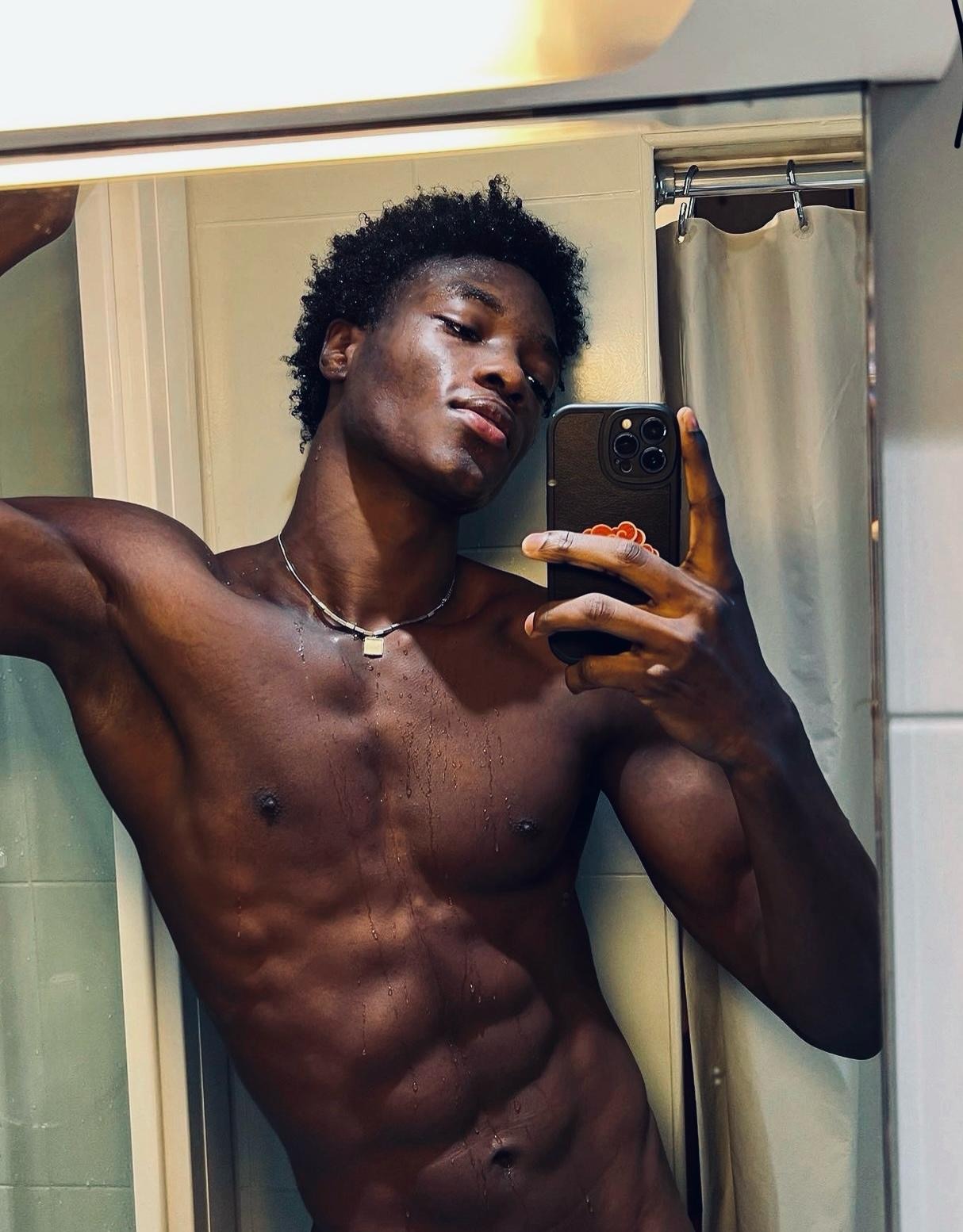 Charles-emile - Pontécoulant - Calvados | Rencontre gay