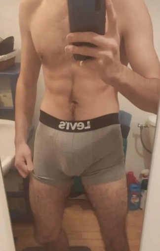 Kays - Flottemanville - Manche | Rencontre gay