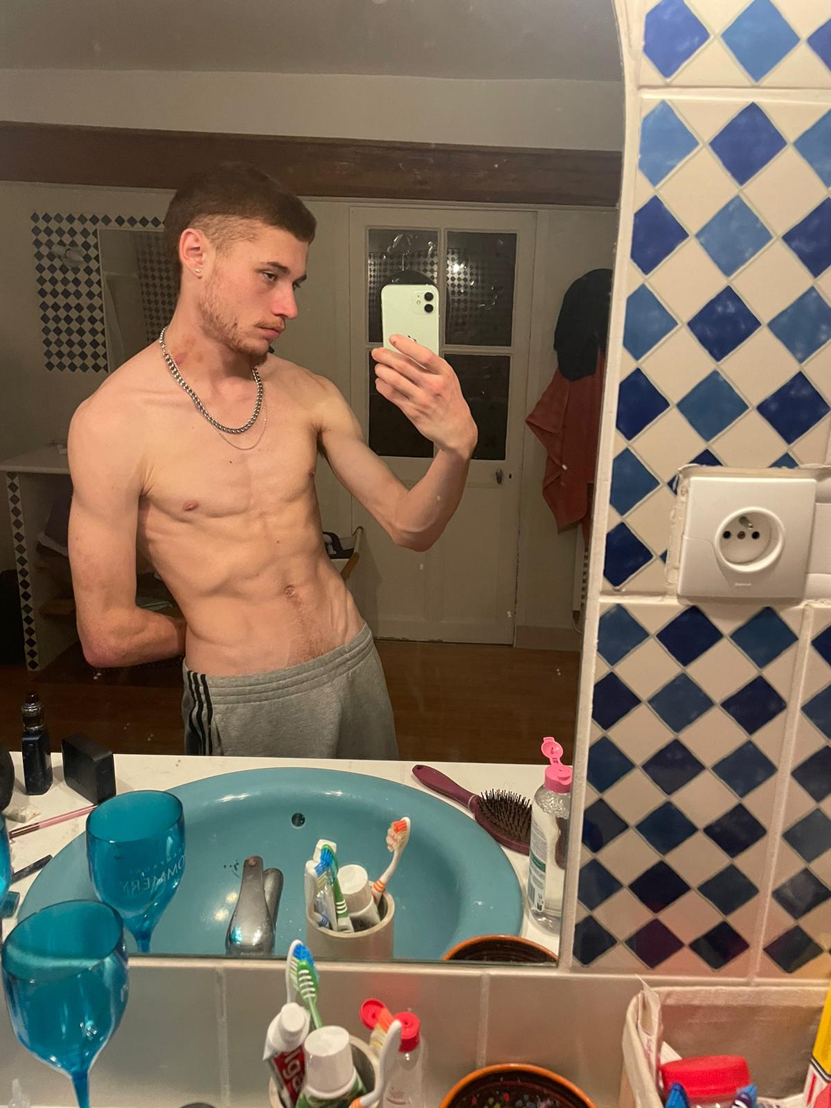 Sonny - Dompierre - Orne | Rencontre gay