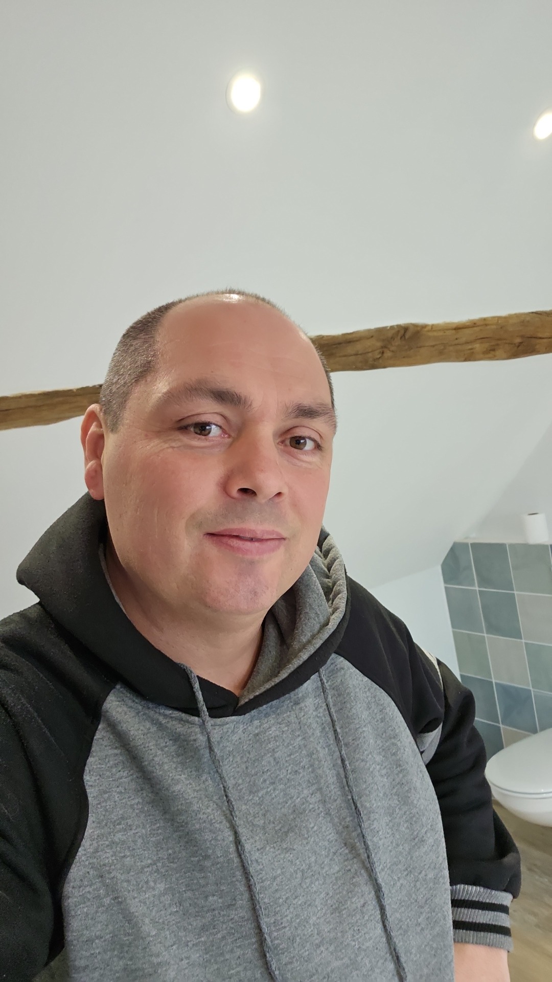 Francius - Ernes - Calvados | Rencontre gay
