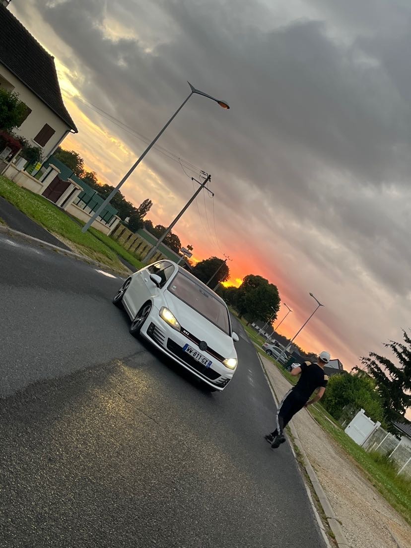 Amza - Port-Mort - Eure | Rencontre gay