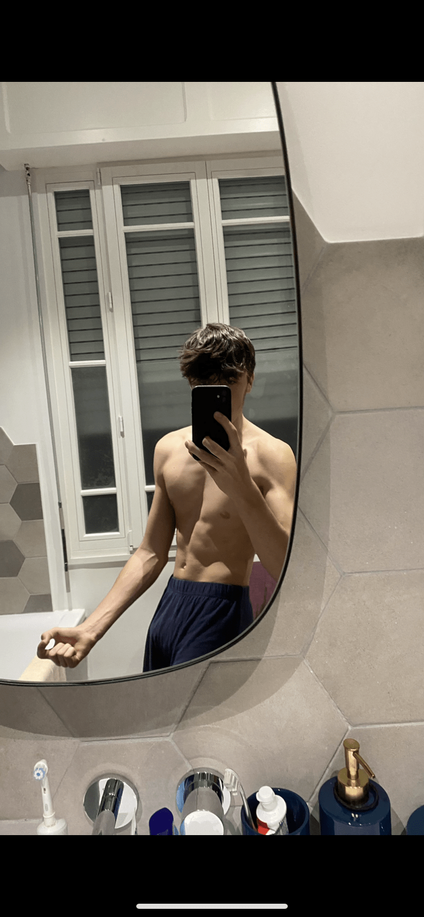Suhayb - Saint-Pierre-des-Loges - Orne | Rencontre gay