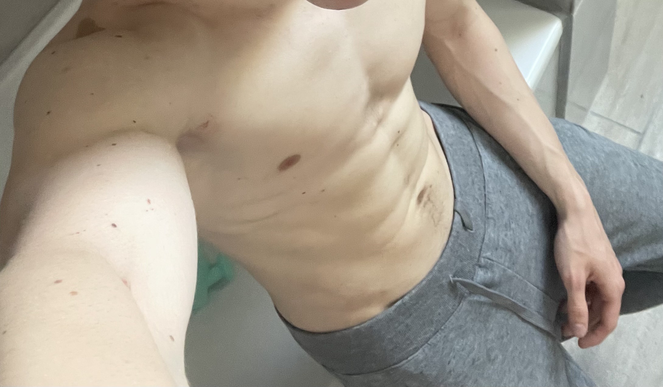 Samyr - Bons-Tassilly - Calvados | Rencontre gay