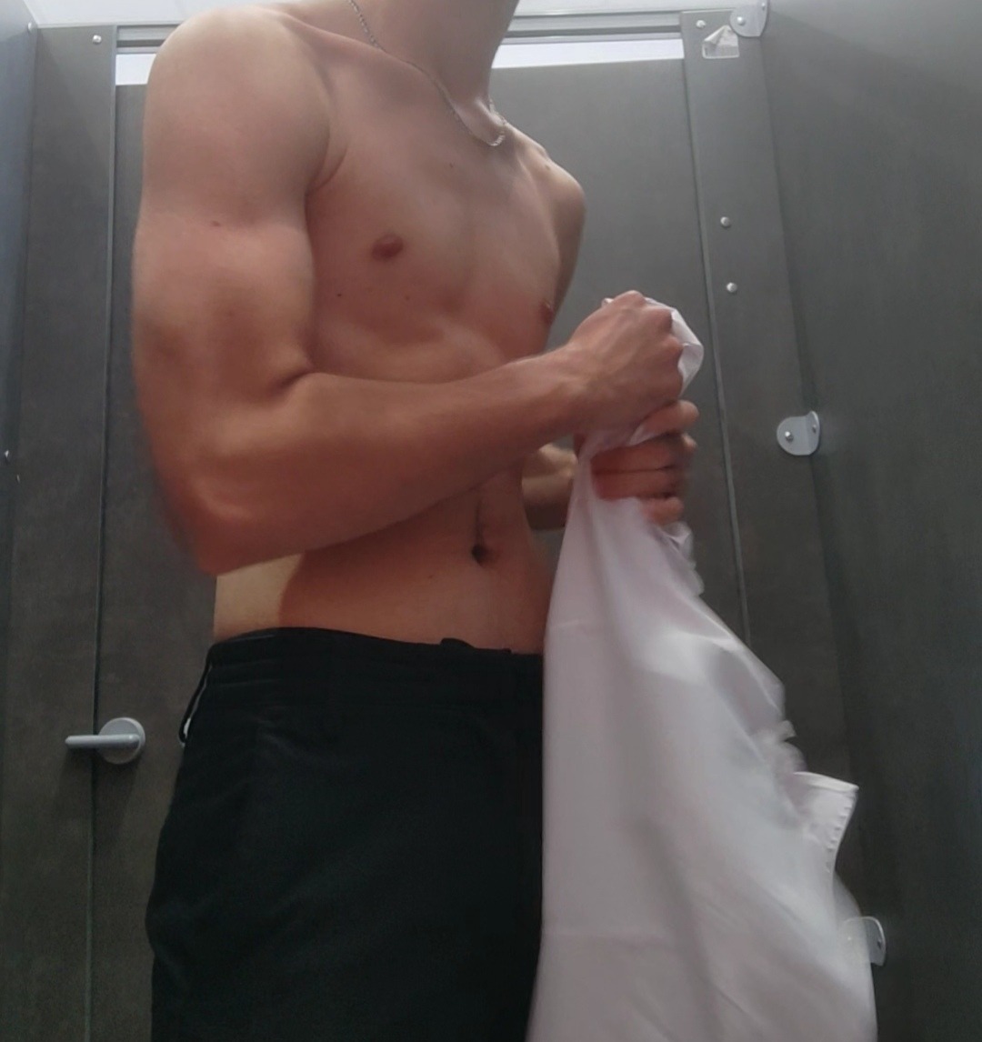 Coriolan - Tilly-sur-Seulles - Calvados | Rencontre gay