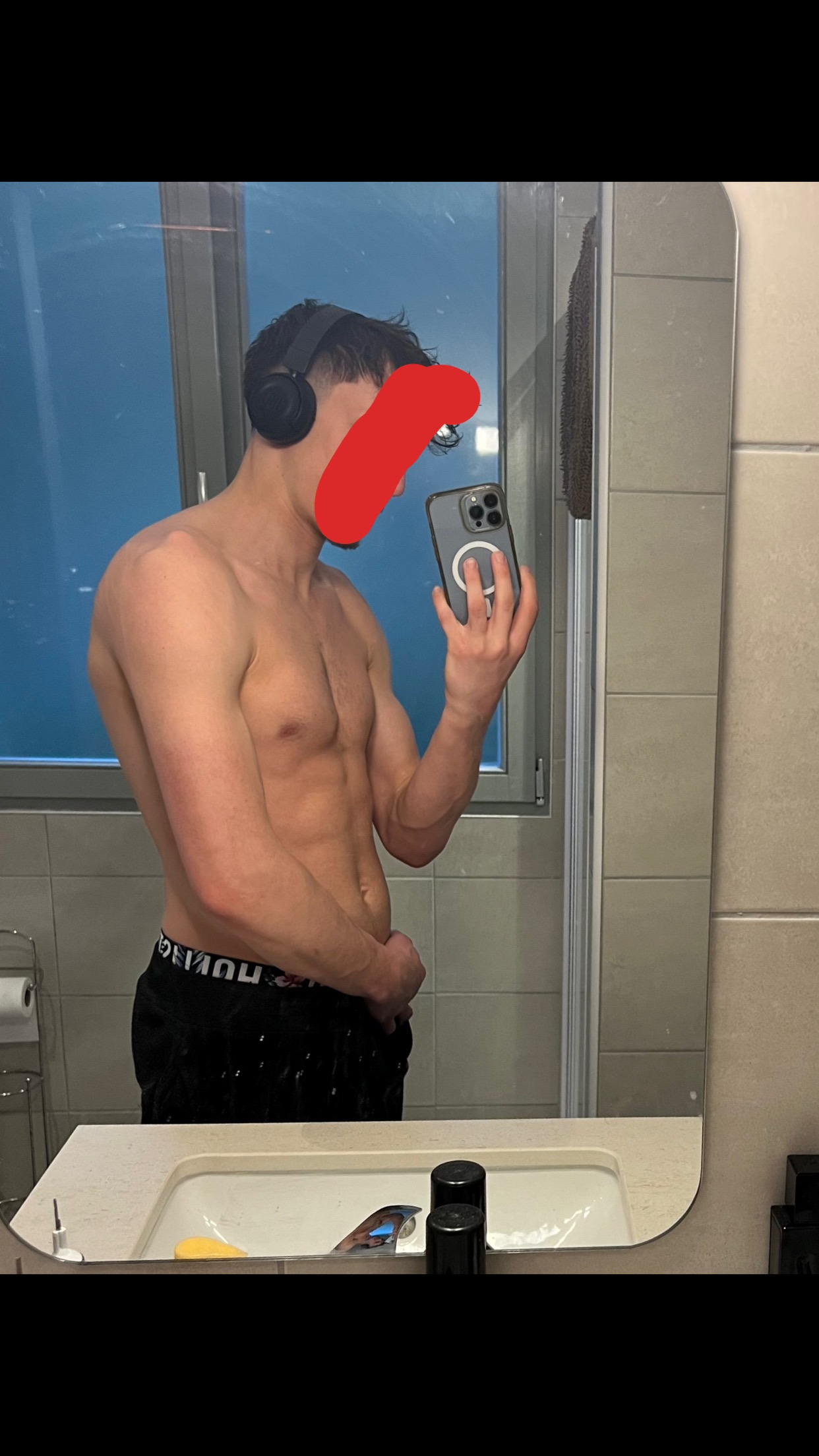 Auxane - Varouville - Manche | Rencontre gay