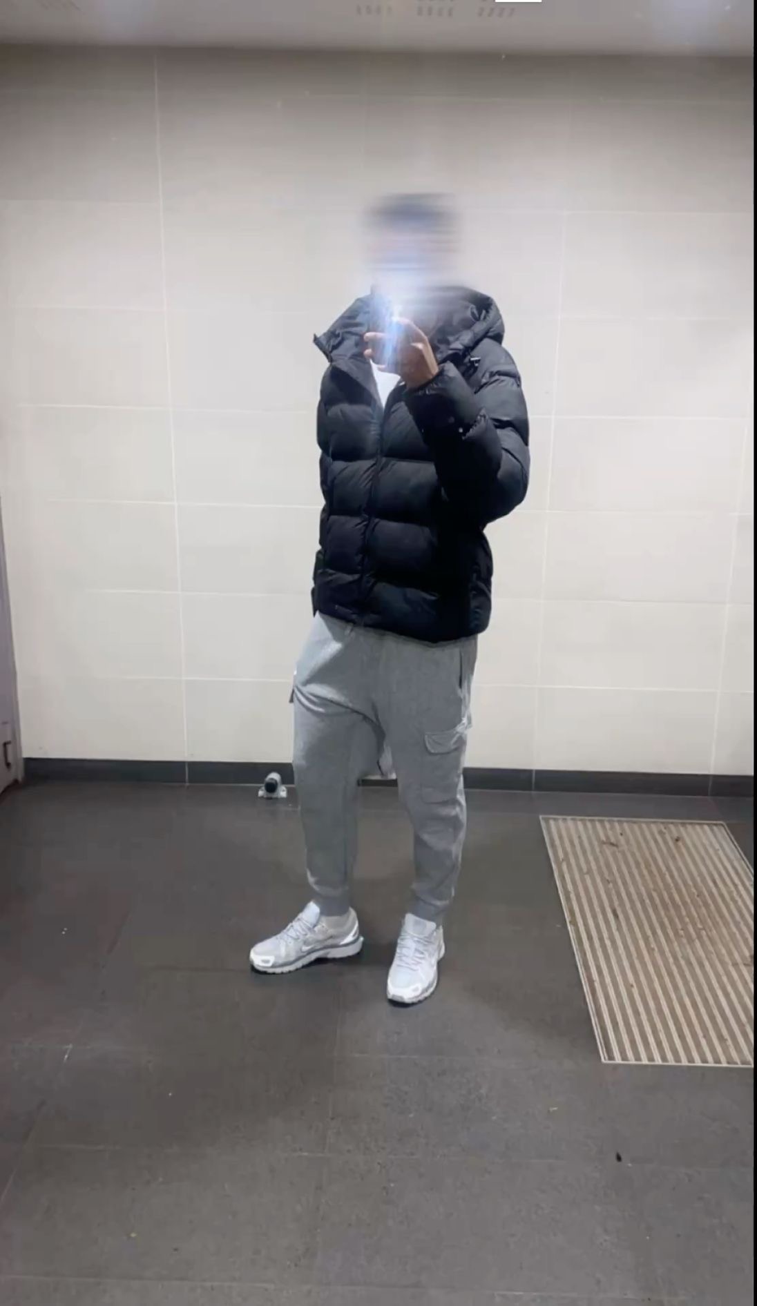Maksim - Saint-Pierre-des-Loges - Orne | Rencontre gay