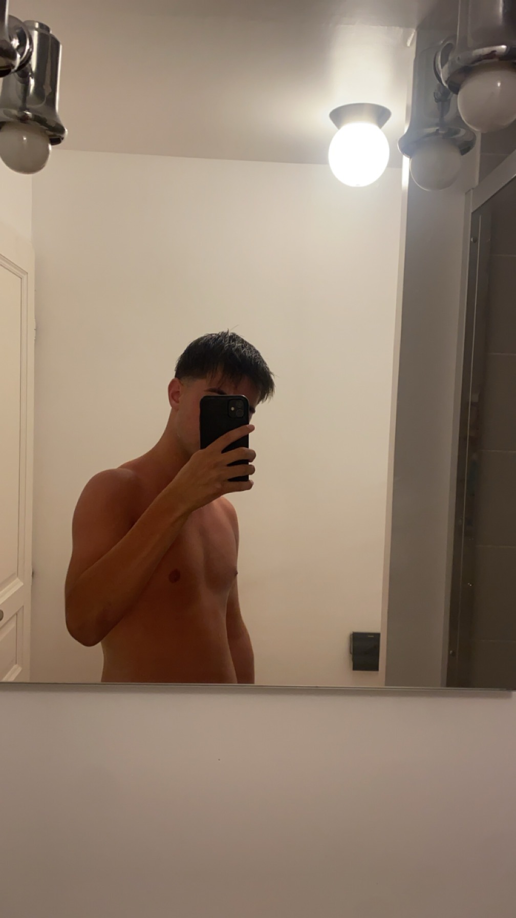 Iouri - Lilly - Eure | Rencontre gay
