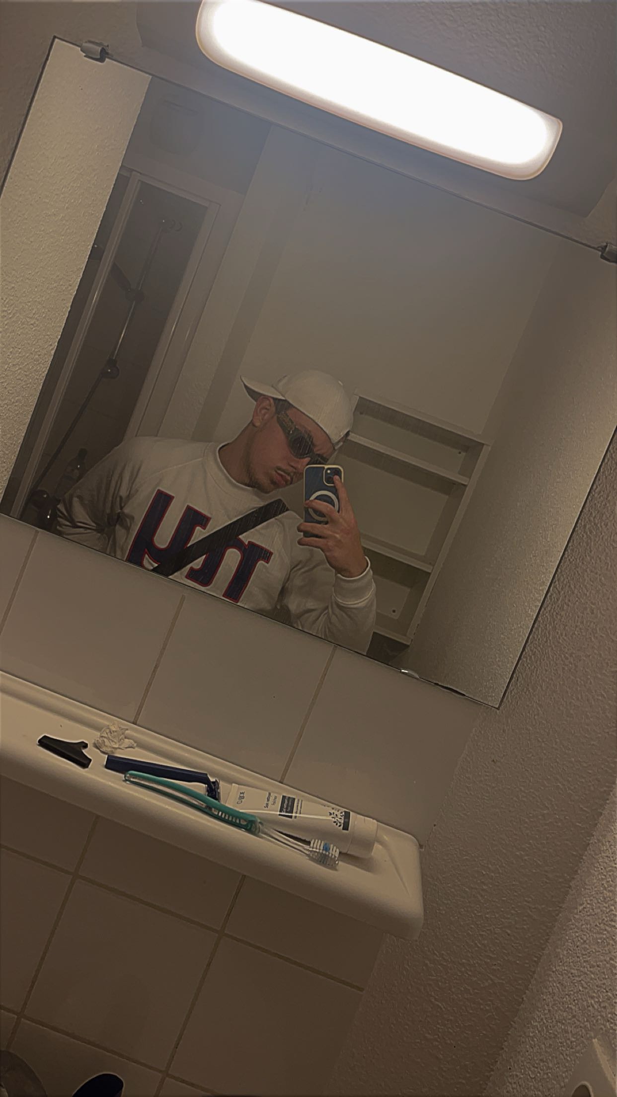 Tong - Pierrefitte-en-Cinglais - Calvados | Rencontre gay