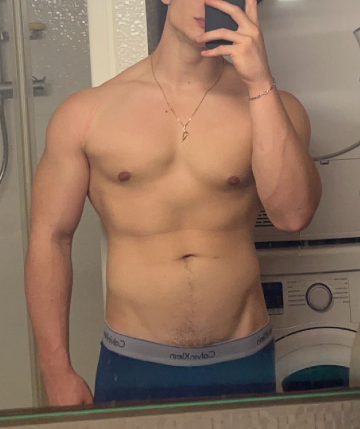 Djuliann - Comblot - Orne | Rencontre gay