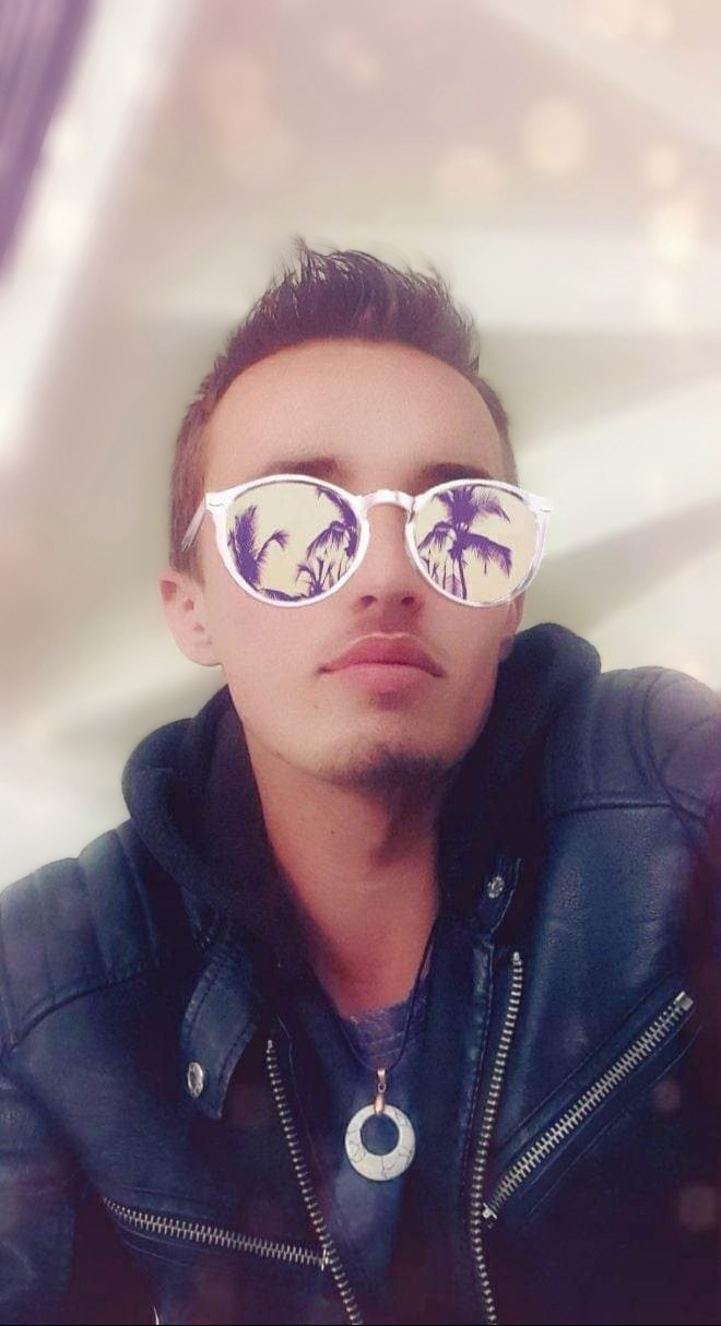 Eliya - Saint-Vaast-la-Hougue - Manche | Rencontre gay